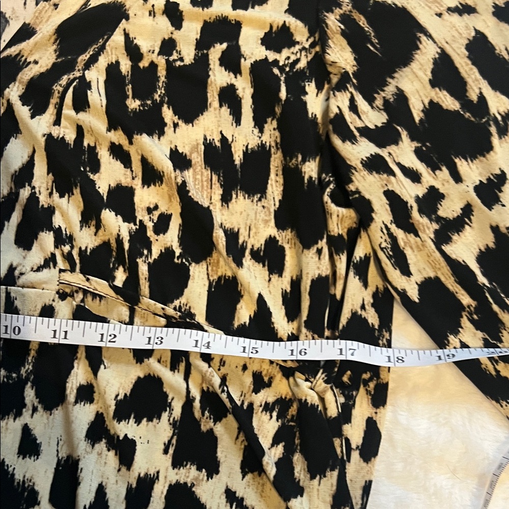 Cato Black and Cream Patterned Long Sleeve Tunic - Picture 10 of 10